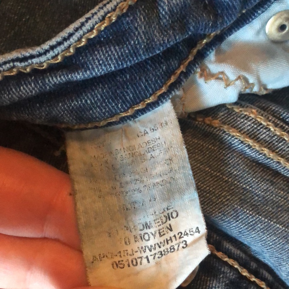Aura Jeans - Picture 9 of 12